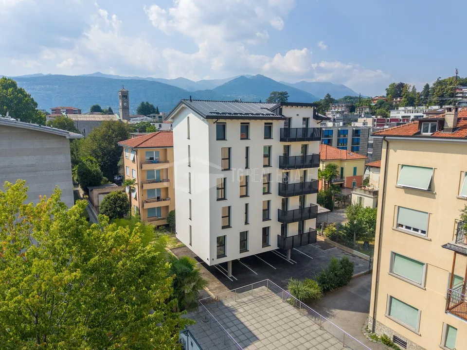 NEUES DACHGESCHOSS-MANSARDEMIT SEEVIEW – Foto 10 von 17