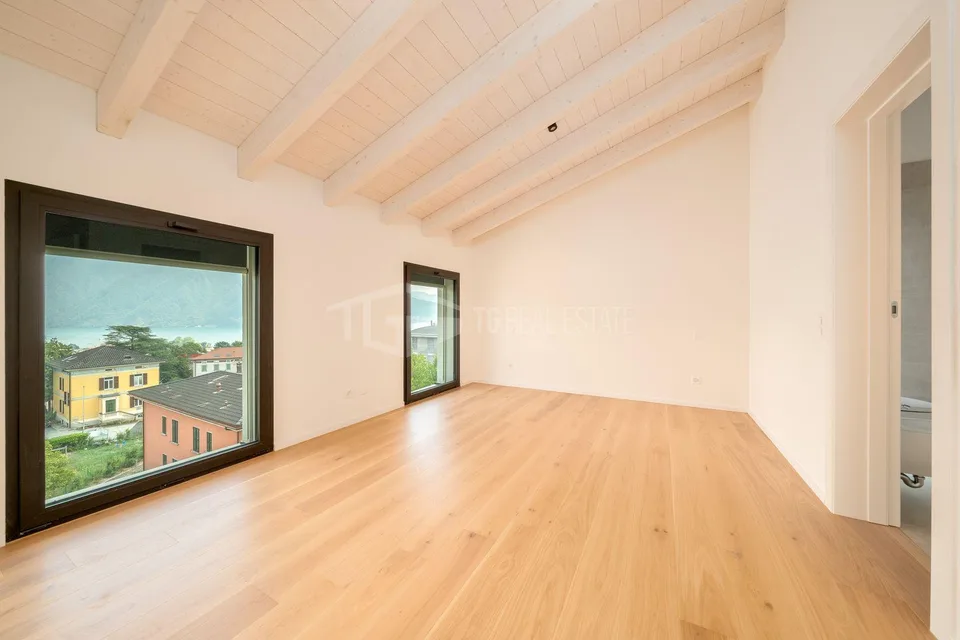 NEUES DACHGESCHOSS-MANSARDEMIT SEEVIEW – Foto 6 von 17