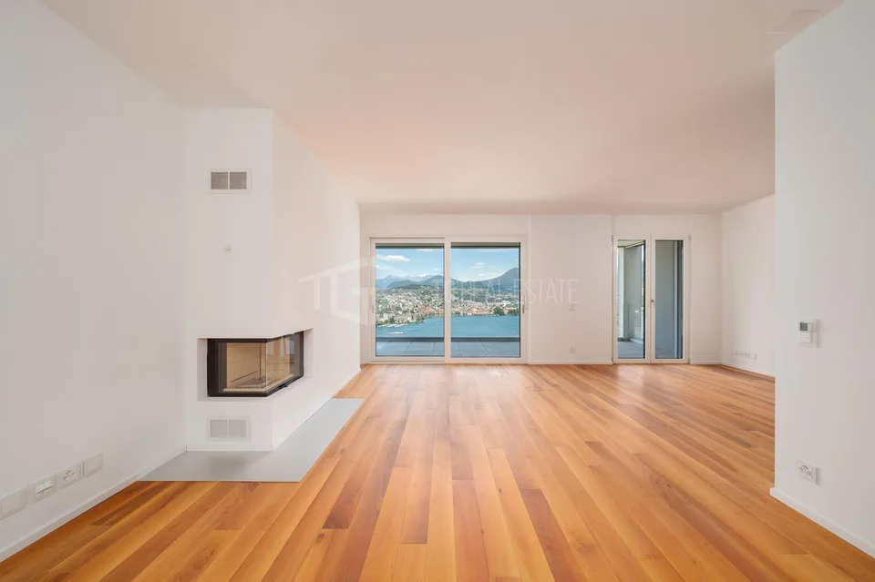 PRESTIGIOUS THREE-BEDROOM APARTMENT WITH STUNNING LAKE VIEWS | PRES... – Foto 7 von 14