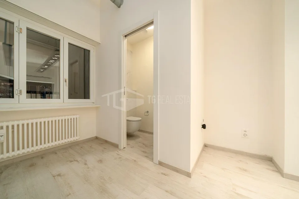 MODERNO NEGOZIO CON VETRINA NEL CUORE DI LUGANO | MODERNO NEGOZIO C... – Foto 7 von 11