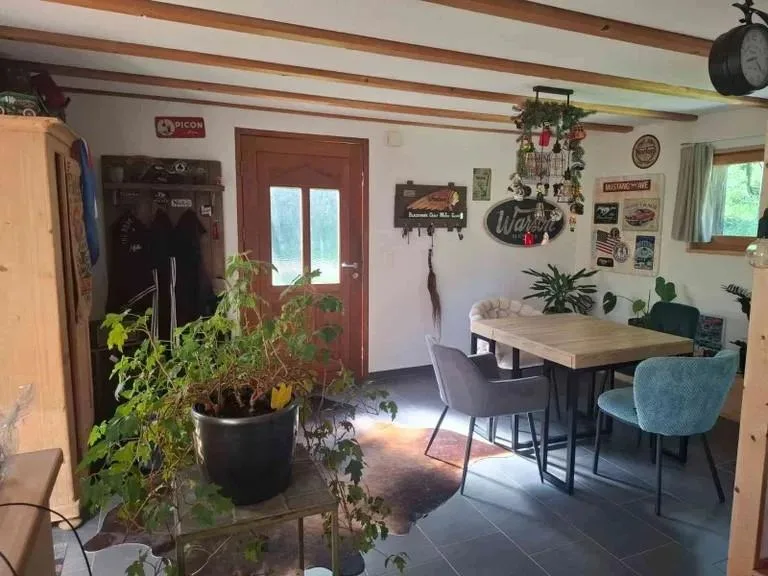 gemütliche 2-Zi-Maisonette-Whg mit Garten und Balkon zu vermieten