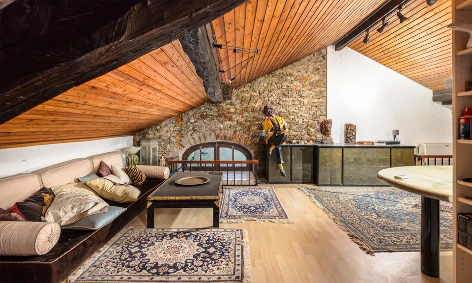 HELLER VILLA MIT 6,5 ZIMMERN UND GROSSER GARTEN IN GRAVESANO – Foto 9 von 9