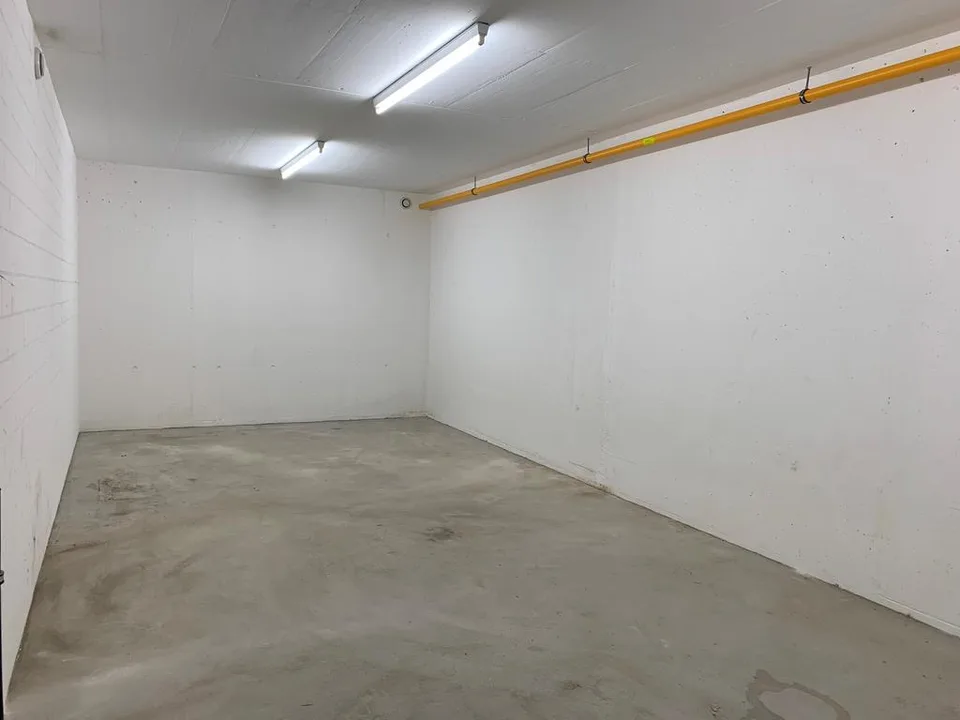 Lager / Disporaum (UG, 33 m2) im Zentrum von Zug