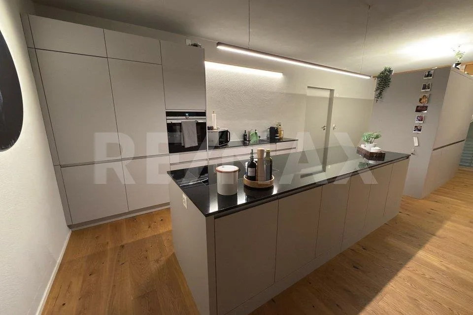 Moderne, loftähnliche 2.5-Zimmerwohnung im Zentrum von Küblis