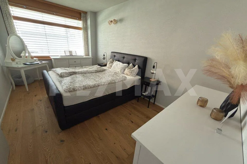 Moderne, loftähnliche 2.5-Zimmerwohnung im Zentrum von Küblis