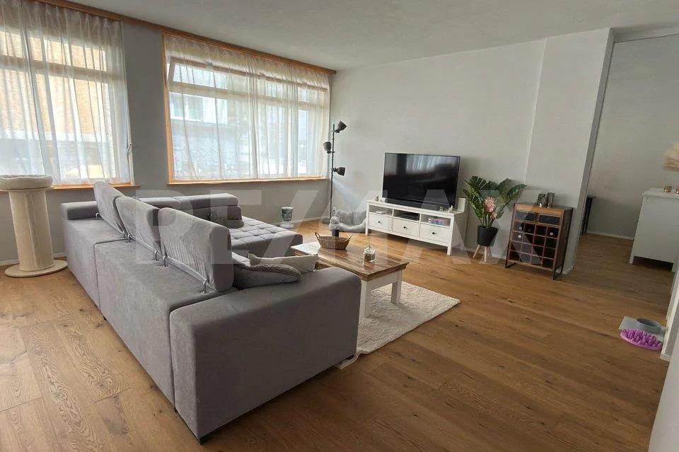 Moderne, loftähnliche 2.5-Zimmerwohnung im Zentrum von Küblis