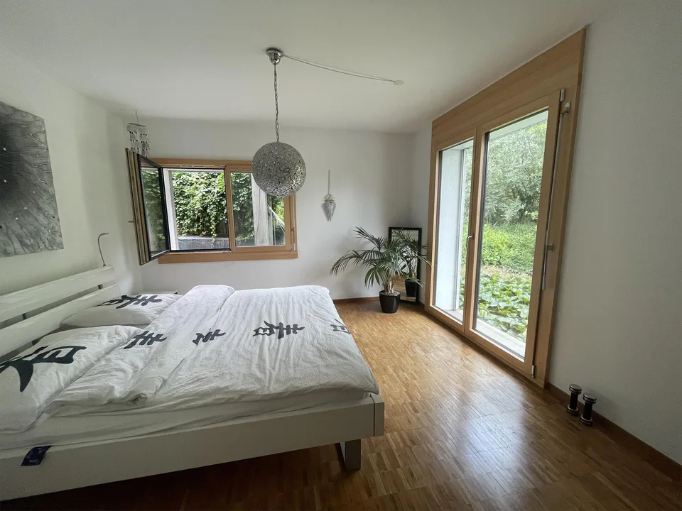 schöne, ruhige 3 Zimmer-Wohnung mit Sicht auf den Teich