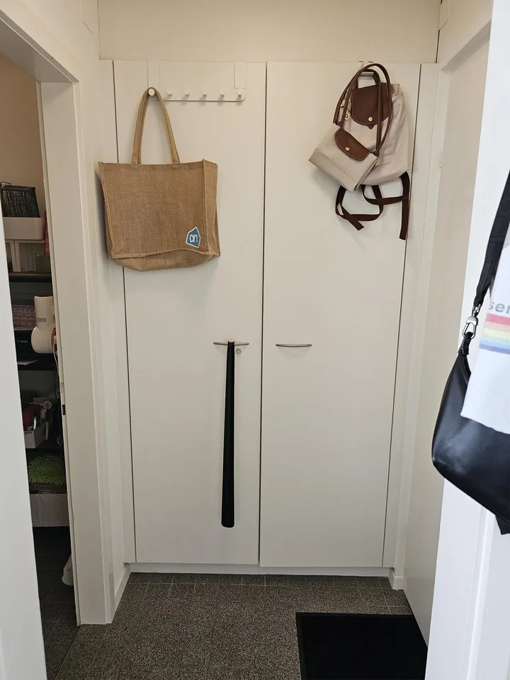 grosszügige lichtdurchflutete 2 1/2-Zimmer-Wohnung