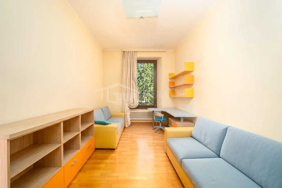 ATTICO CON VISTA LAGO IN ELEGANTE COMPLESSO STORICO – foto 10 di 13