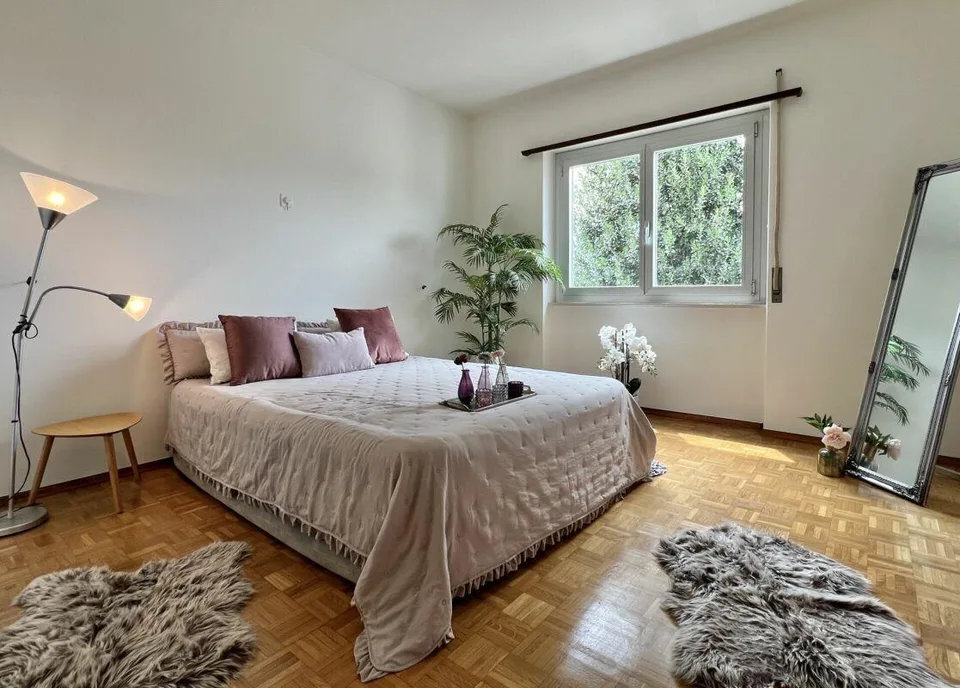Appartamento 4,5 camere ?con vista lago 180°, ampia terrazza soleggiata e giardino privato – foto 16 di 30
