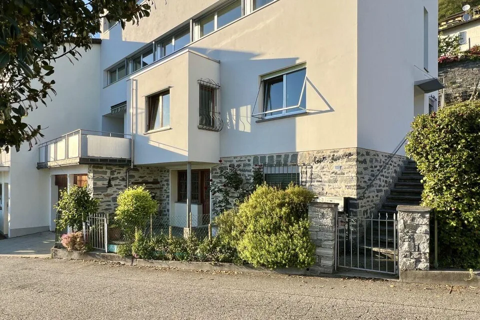 Appartamento 4,5 camere ?con vista lago 180°, ampia terrazza soleggiata e giardino privato – foto 29 di 30