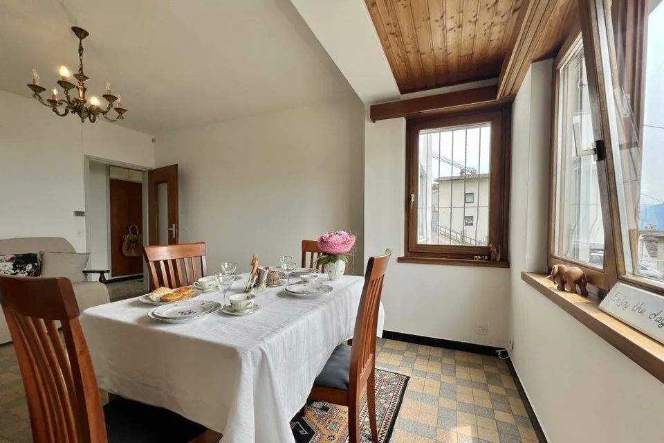 Appartamento 4,5 camere ?con vista lago 180°, ampia terrazza soleggiata e giardino privato – foto 23 di 30