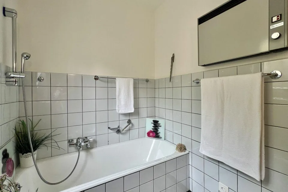 Appartamento 4,5 camere ?con vista lago 180°, ampia terrazza soleggiata e giardino privato – foto 20 di 30