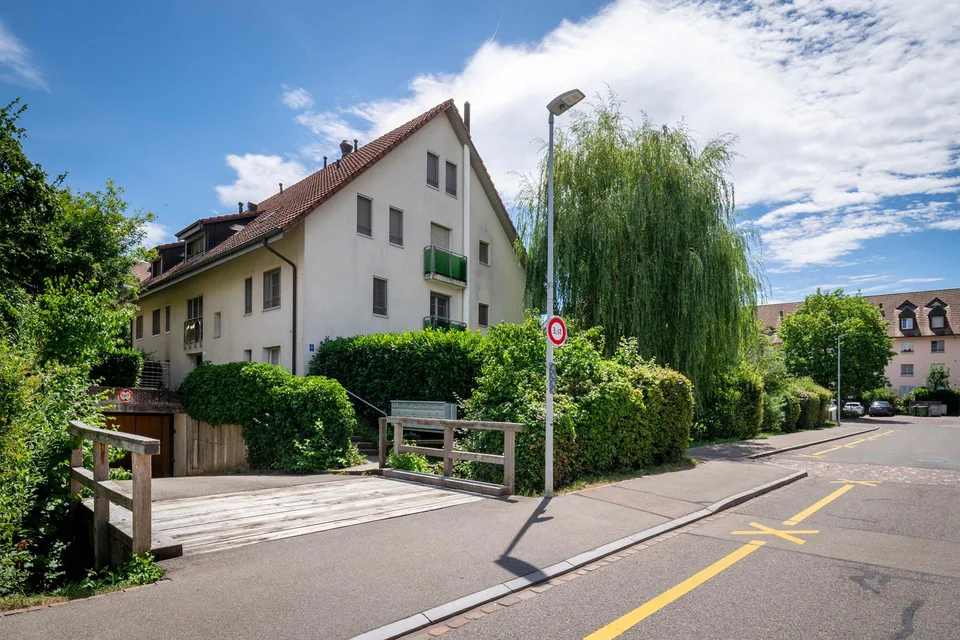 Charmante 6.5-Zimmer-Dachmaisonette mit Cheminée & Weitsicht