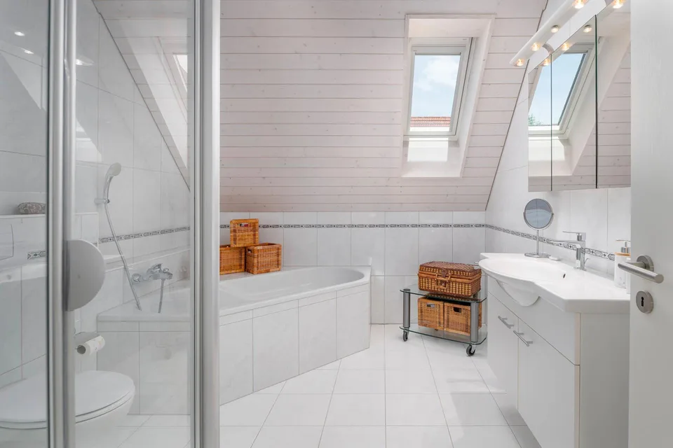 Charmante 6.5-Zimmer-Dachmaisonette mit Cheminée & Weitsicht