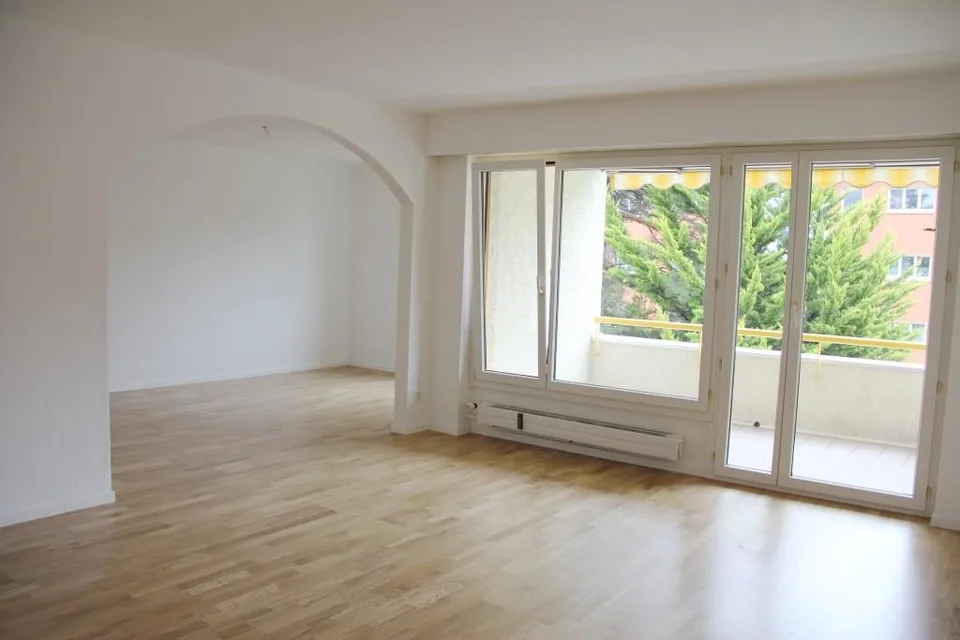 In Arbon vermieten wir eine einladende 4 Zimmerwohnung mit besonderem Wohnambiente.