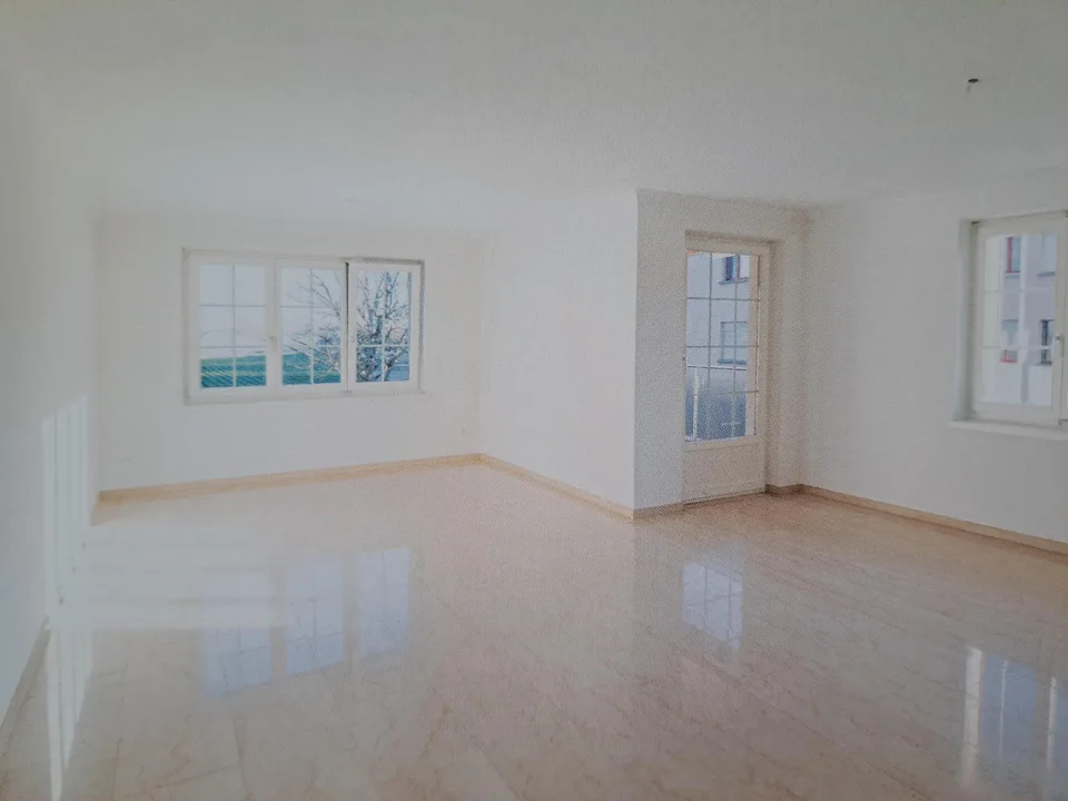 Attraktive Wohnung in ruhiger Lage und Seenähe