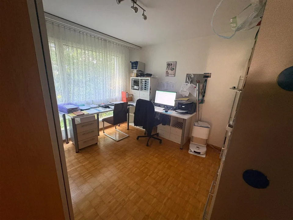 Schöne 4,5 Zwg. an ruiger Lage