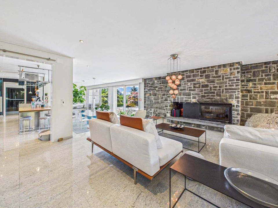 Propriété de prestige avec jardin paysager, piscine et panorama sur...