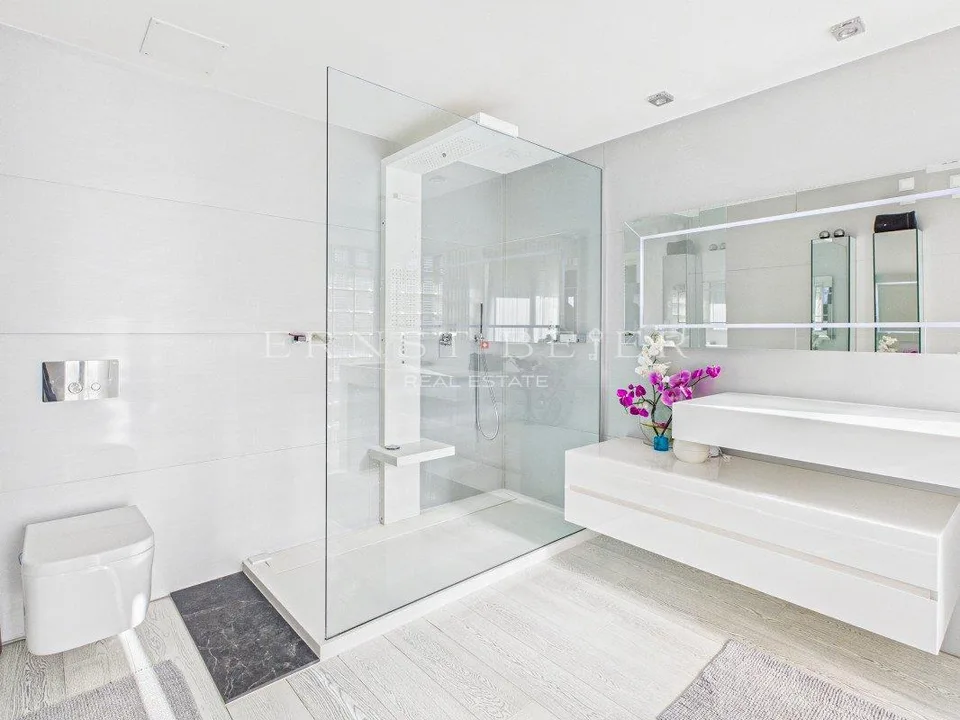 Propriété de prestige avec jardin paysager, piscine et panorama sur... – Foto 9 von 12
