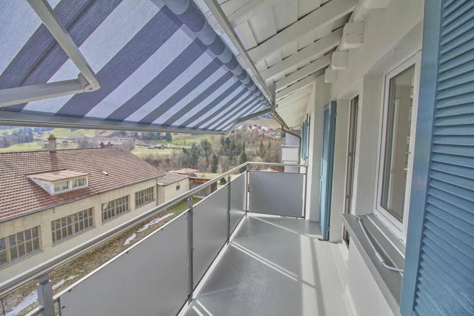 Appartamento luminoso con balcone soleggiato