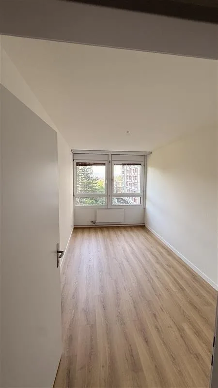 4.5-room apartment with air conditioning and a great view in Liebrüti