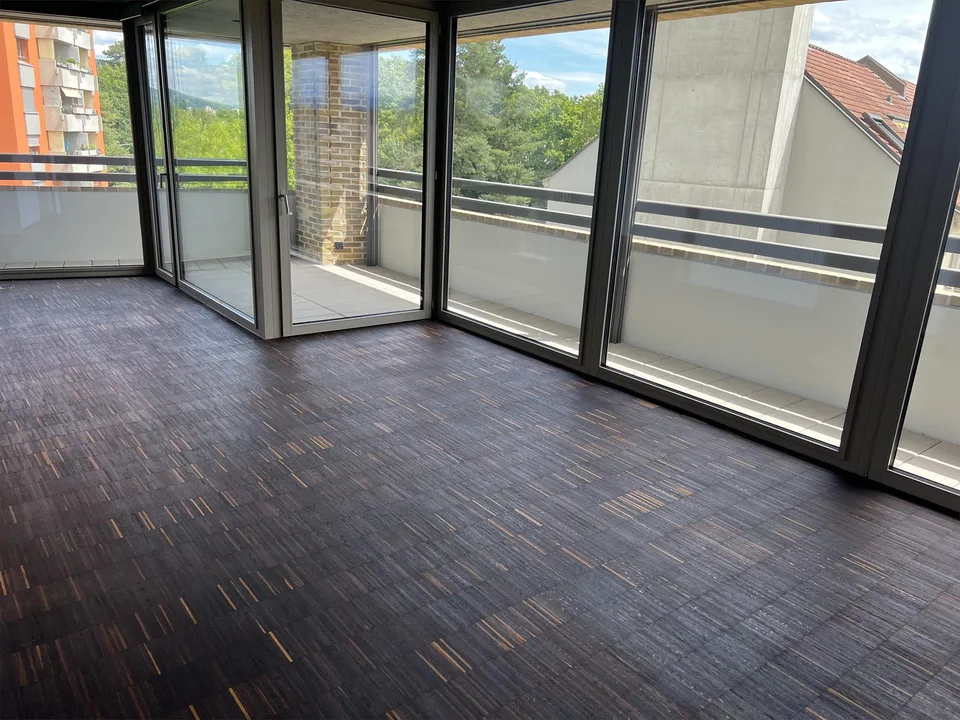 Eine Wohnung mit umlaufenden Balkon? Ihr Warten hat ein Ende!