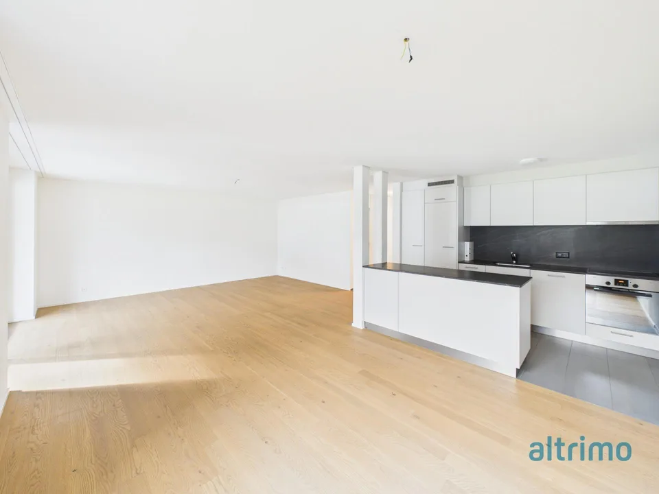 Attraktive 4.5-Zimmer-Wohnung mit Balkon an zentrumsnaher Lage in Appe