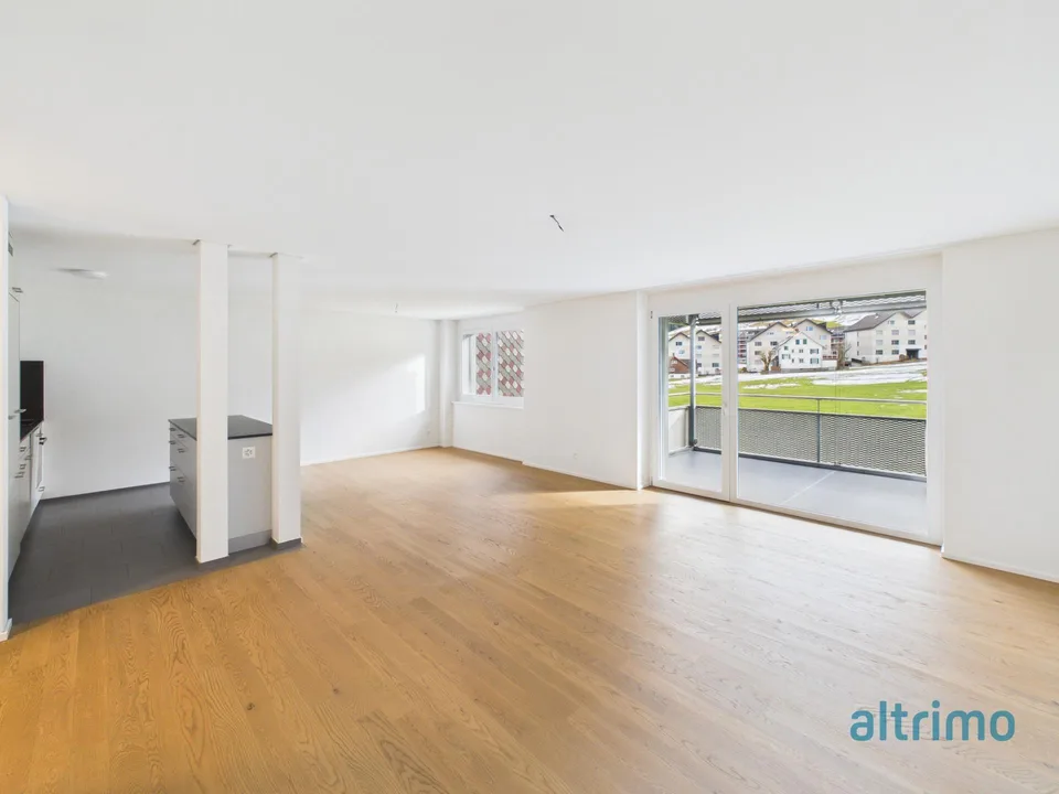 Attraktive 4.5-Zimmer-Wohnung mit Balkon an zentrumsnaher Lage in Appe