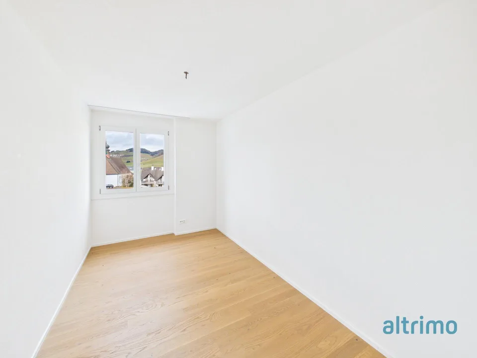 Attraktive 4.5-Zimmer-Wohnung mit Balkon an zentrumsnaher Lage in Appe