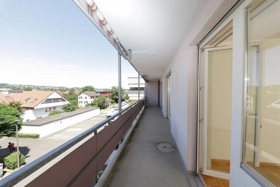 Living in the center of Therwil – photo 10 of 12