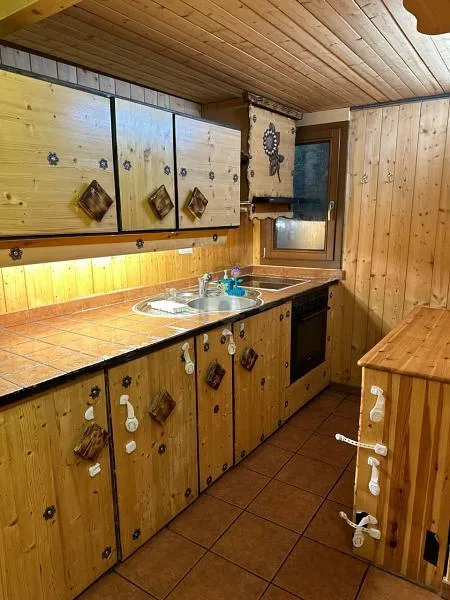 Willkommen in diesem gemütlichen Haus mit Garten und Veranda