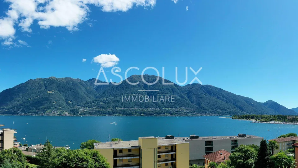 Penthouse exclusif de 5,5 pièces avec vue dans un emplacement privilégié