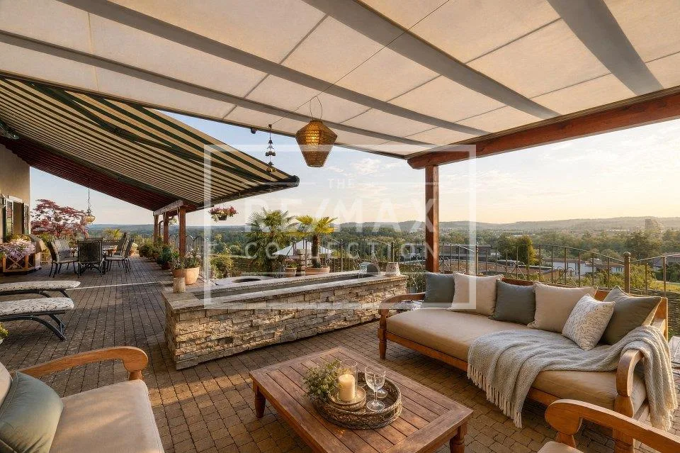 Casa di campagna 6,5++ locali, 210 m² di spazio abitativo, giardino a terrazza, piscina, pergolato, 760 m² di terreno, vista panoramica