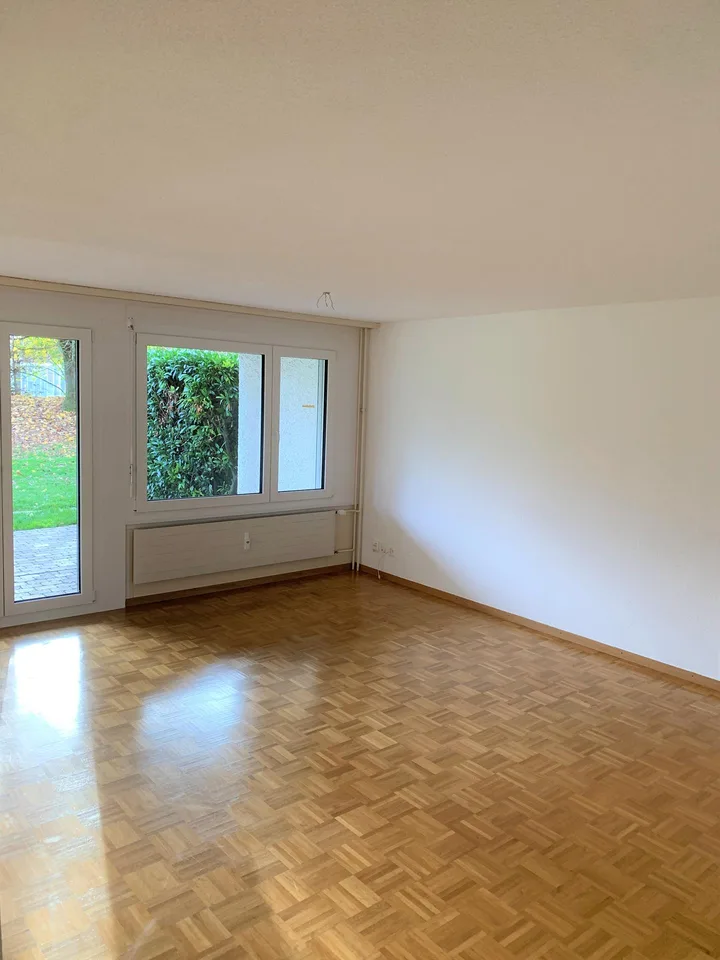 Nachmieter ab 01.09.2026 für charmante 3.5 Zimmer-Wohnung im EG ges...