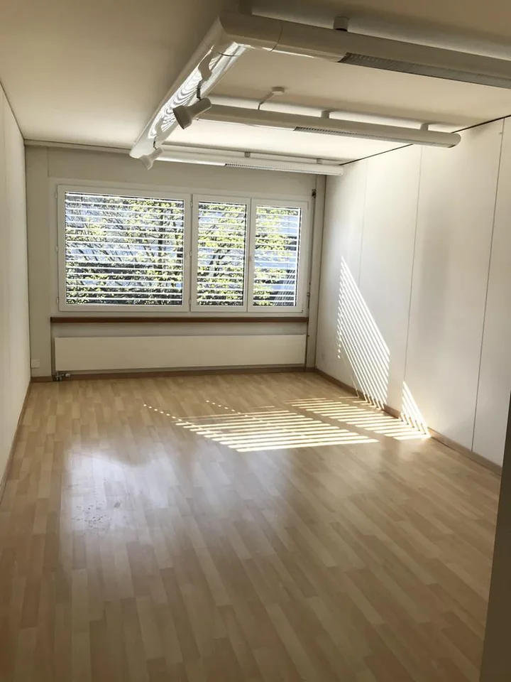 Helle Büroräumlichkeiten