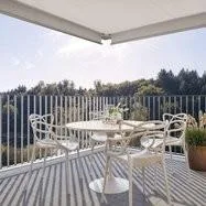 Last Chance! Living directly on the Aare.