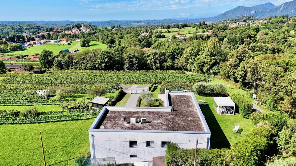 Prestigiosa villa Contemporanea con Giardino, Piscina e Vigna Privata
