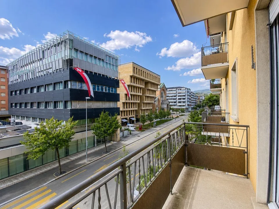 Lugano Zentrum, geräumig und helles 4.5-Zimmer-Wohnung – Foto 8 von 8