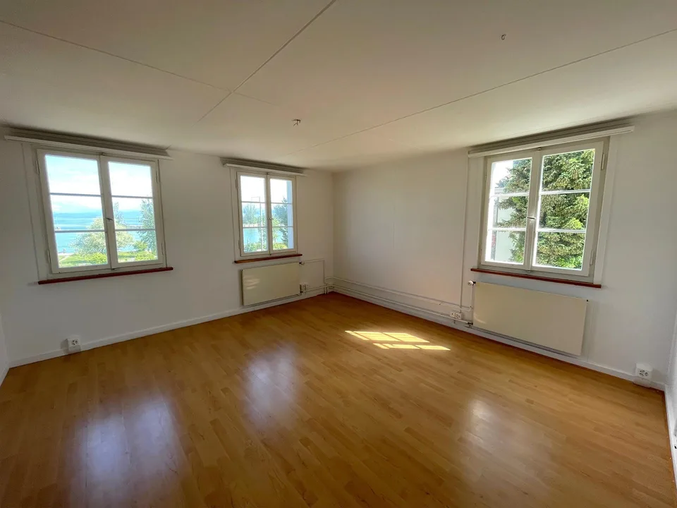 Attraktive Renditeliegenschaft mit Restaurant und Wohnungen