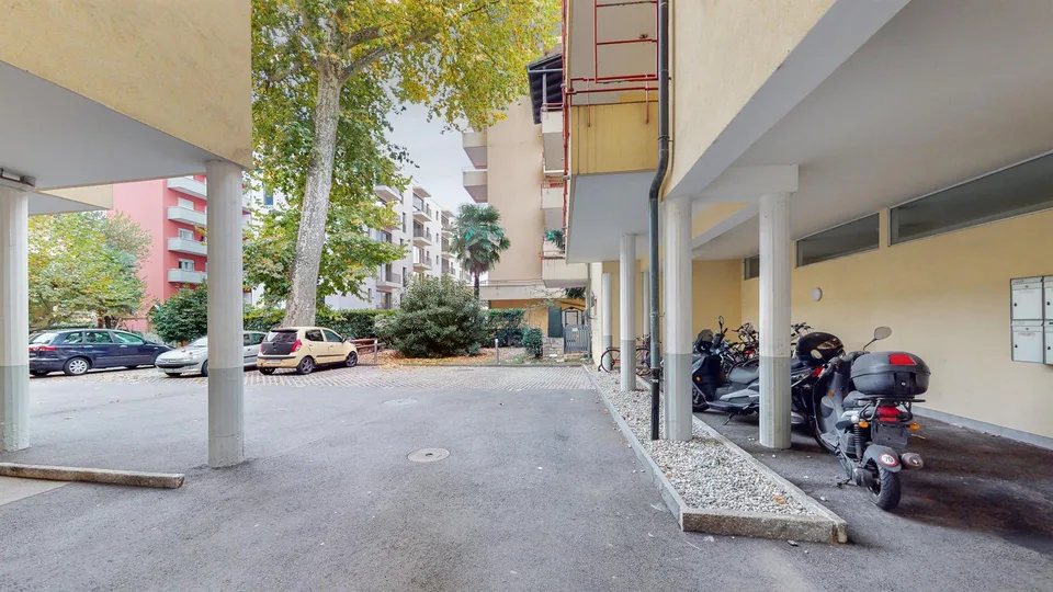Luminoso Appartamento in Posizione Strategica a Molino Nuovo