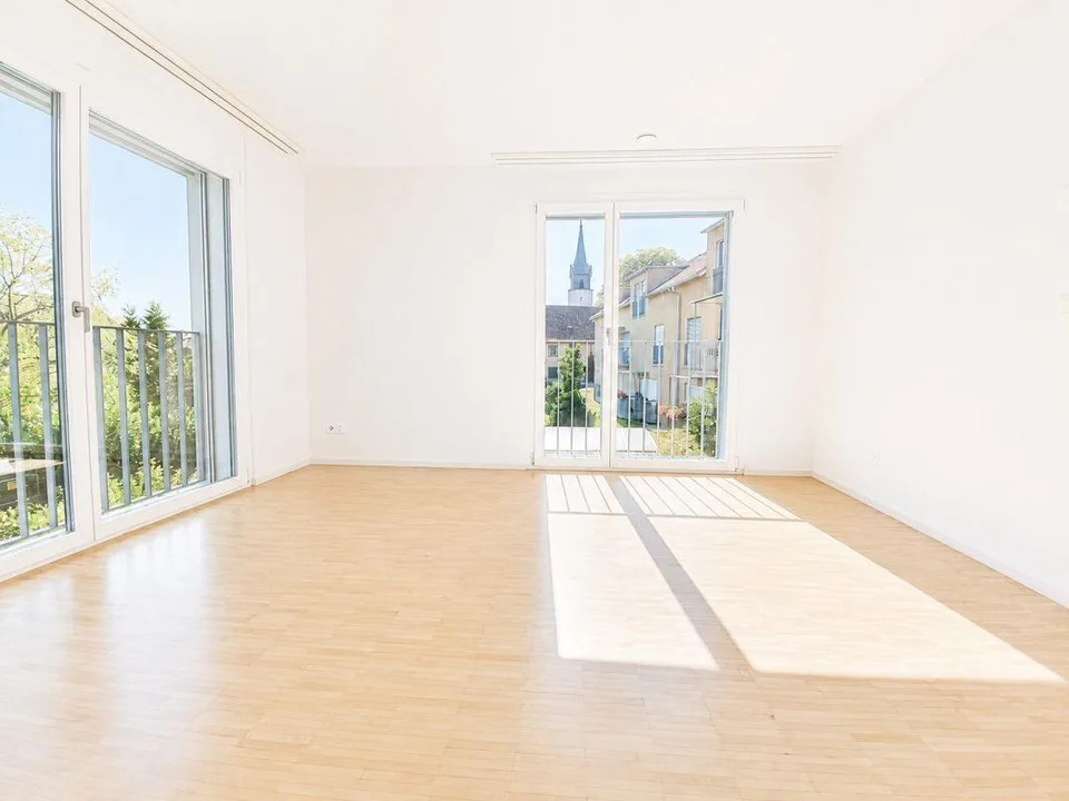 Wunderschöne, altersgerechte Wohnung an ruhiger sonniger Lage