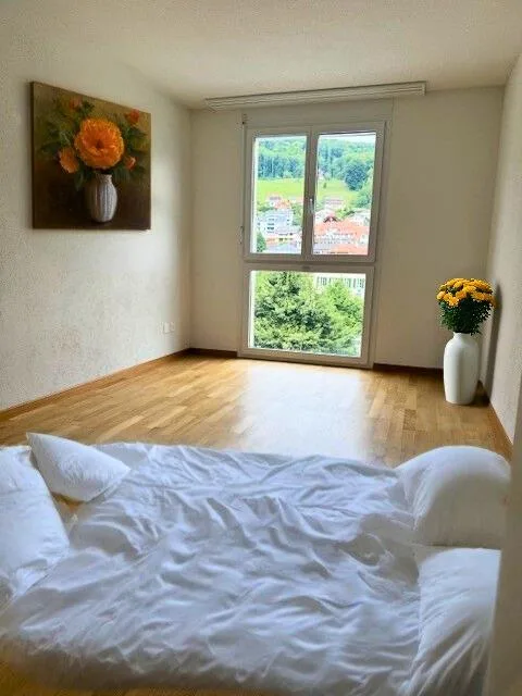"Helle 4.5-Zimmer-Wohnung mit Bergblick und Balkon in Toffen"