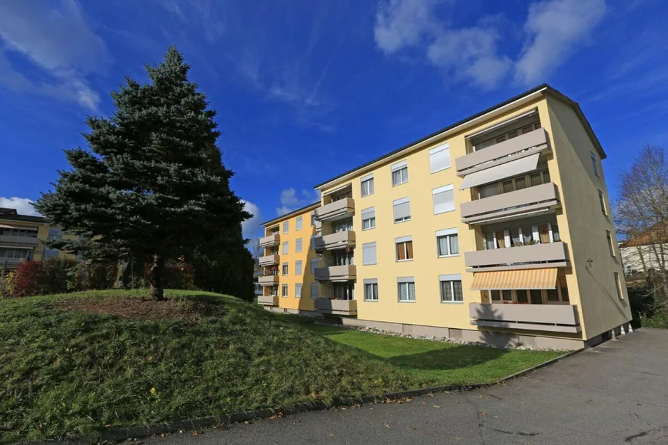Parkplätze in Einstellhalle