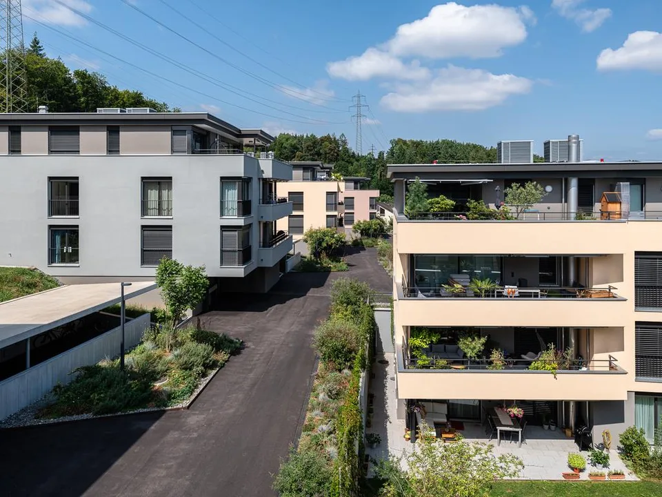 Moderne 2.5 Zimmer Attikawohnung in Liestal mit grosser Terrasse