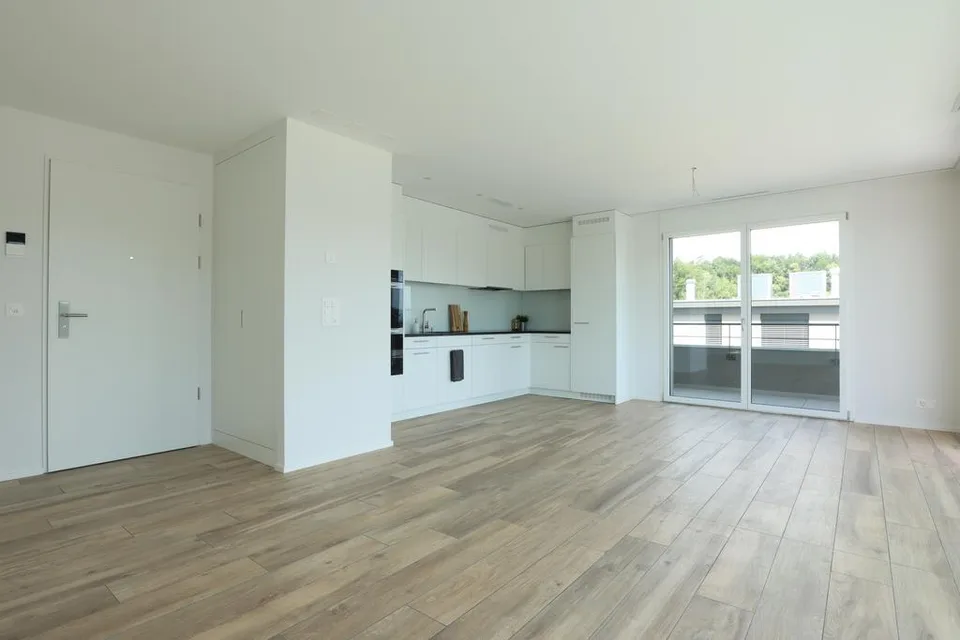 Moderne 2.5 Zimmer Attikawohnung in Liestal mit grosser Terrasse