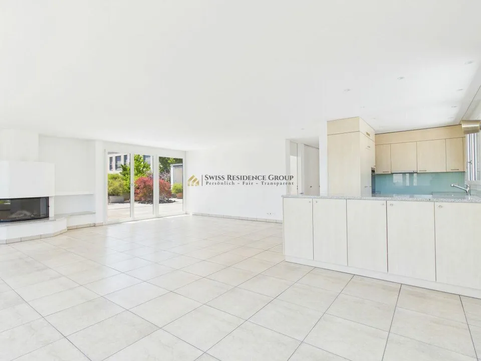 Exclusive Living Experience with Gigantic Terrace
