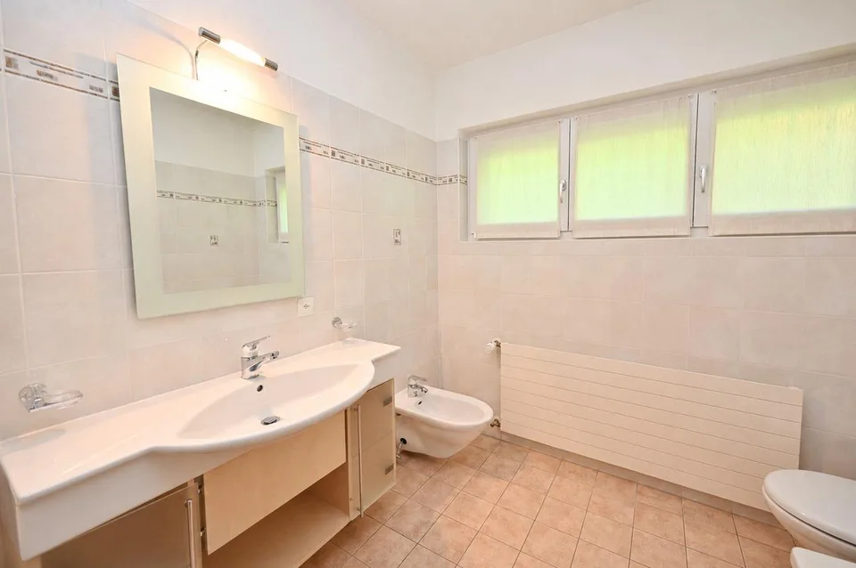 Villa Panoramica con Splendida Vista Lago di Lugano a Morcote – foto 19 di 23