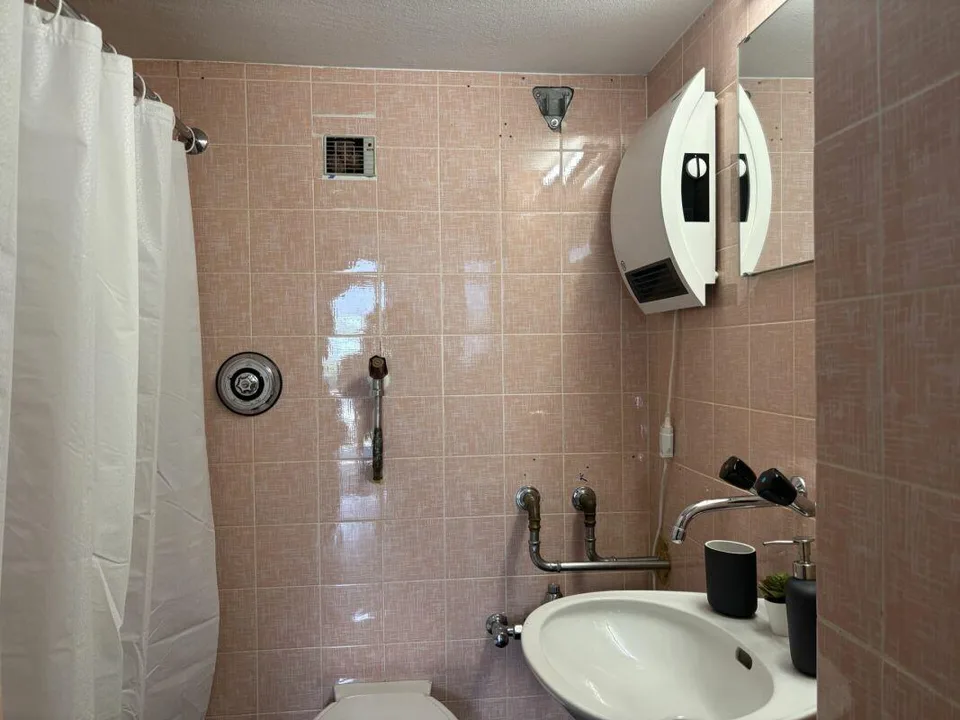 Charmantes 3.5 Zi.-Ferienhaus mit Bergsicht & Garten - nah am Golfp... – Foto 14 von 21