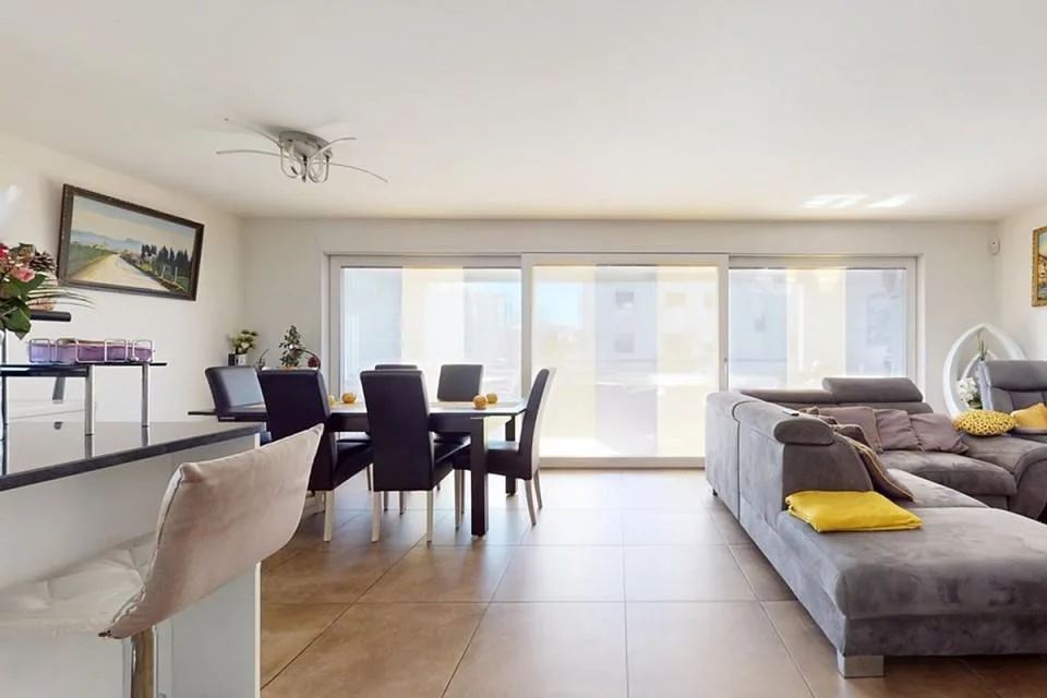 La lumière, l'espace et un balcon que vous n'aurez plus envie de qu...